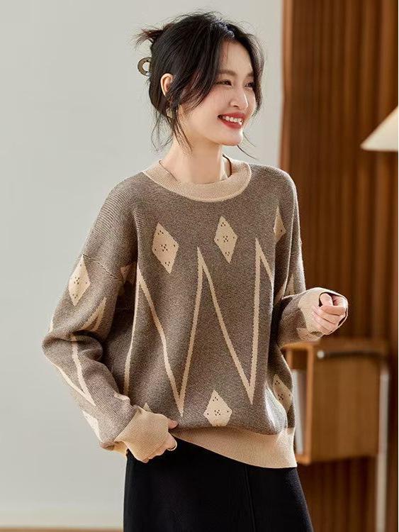 Retro Jacquard Versatile Wool Sweater - 2025 Autumn/Winter Collection: Long Sleeve, Round Neck, Warm, Comfortable, Casual Base Layer