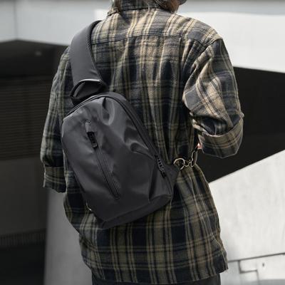 Geantă de piept pentru bărbați la modă și la modă, geantă crossbody simplă și casual cu un singur umăr, rucsac mic de călătorie, geantă messenger, vară pentru bărbați