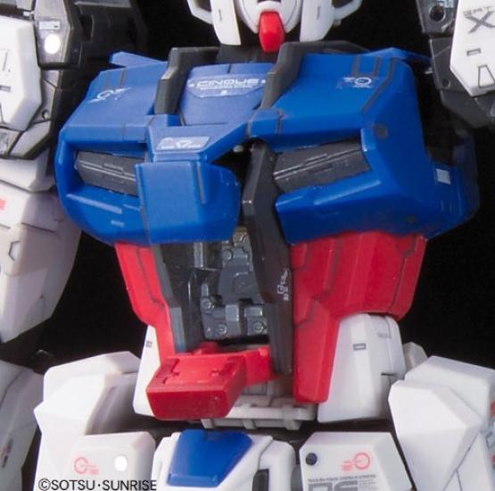 Aile Strike Gundam Mobile Suit Gundam SEED Scale Plastic Model Kit [RG] 1/144 Pre-colored