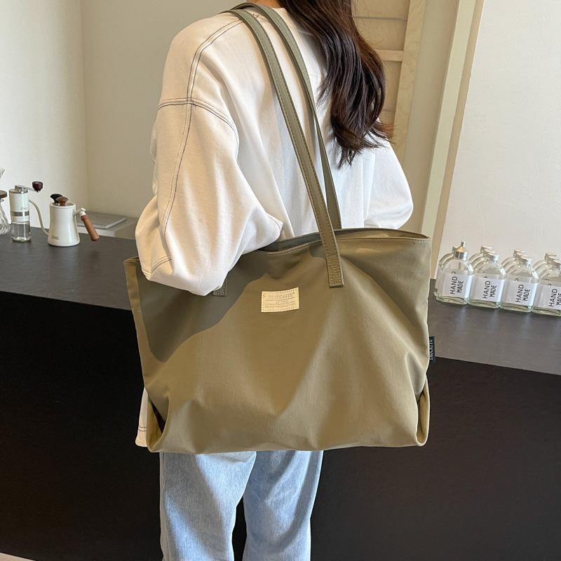 

Сумки Женские сумки через плечо Легкие портативные сумки-тоут Для отдыха и поездок на работу Нейлоновые сумки большой емкости зелёный