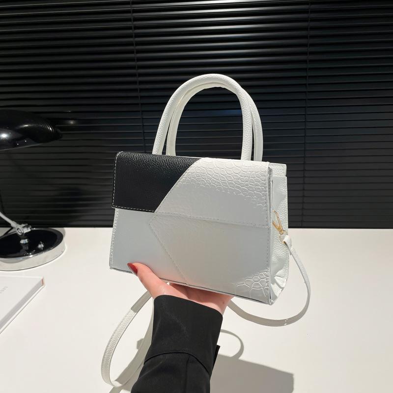 Niche Popular and Beautiful Personalized Shoulder Bag European and American New Large-capacity Portable Small Square Bag Fashionable Messenger Women's