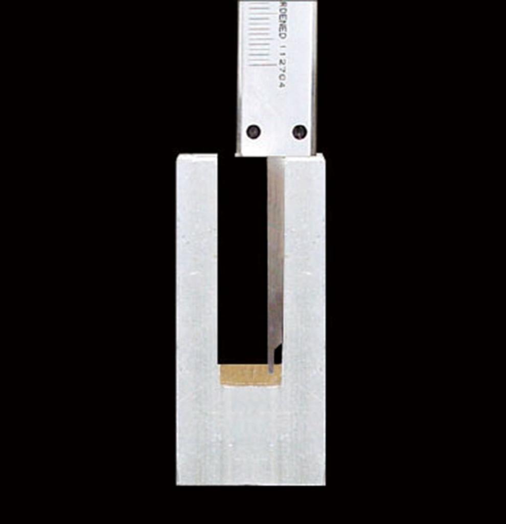 Niigata Seiki SK Silver Caliper 150mm with Depth Bar M-type SK-M150