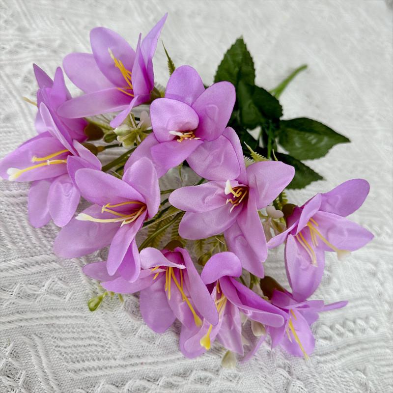 Simulated Lily Plants Wedding Hotel Restaurant Room Decoration Desktop Ornament