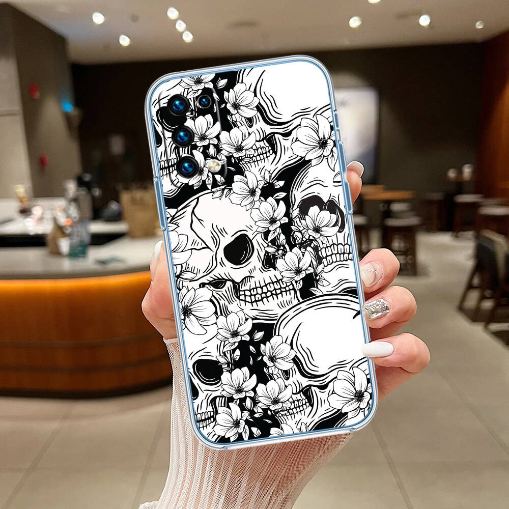 Skeleton Skull Phone Case for Motorola G14 G15 G24 G30 G31 G32 G34 G41 G42 G51 G52 G50 G60S G60 G62 G72 G71 G73 G84 G85 G200 E32