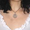 Eye Catching Pendant Necklace Unique Swirl Pendant Clavicle Chain Adjustable