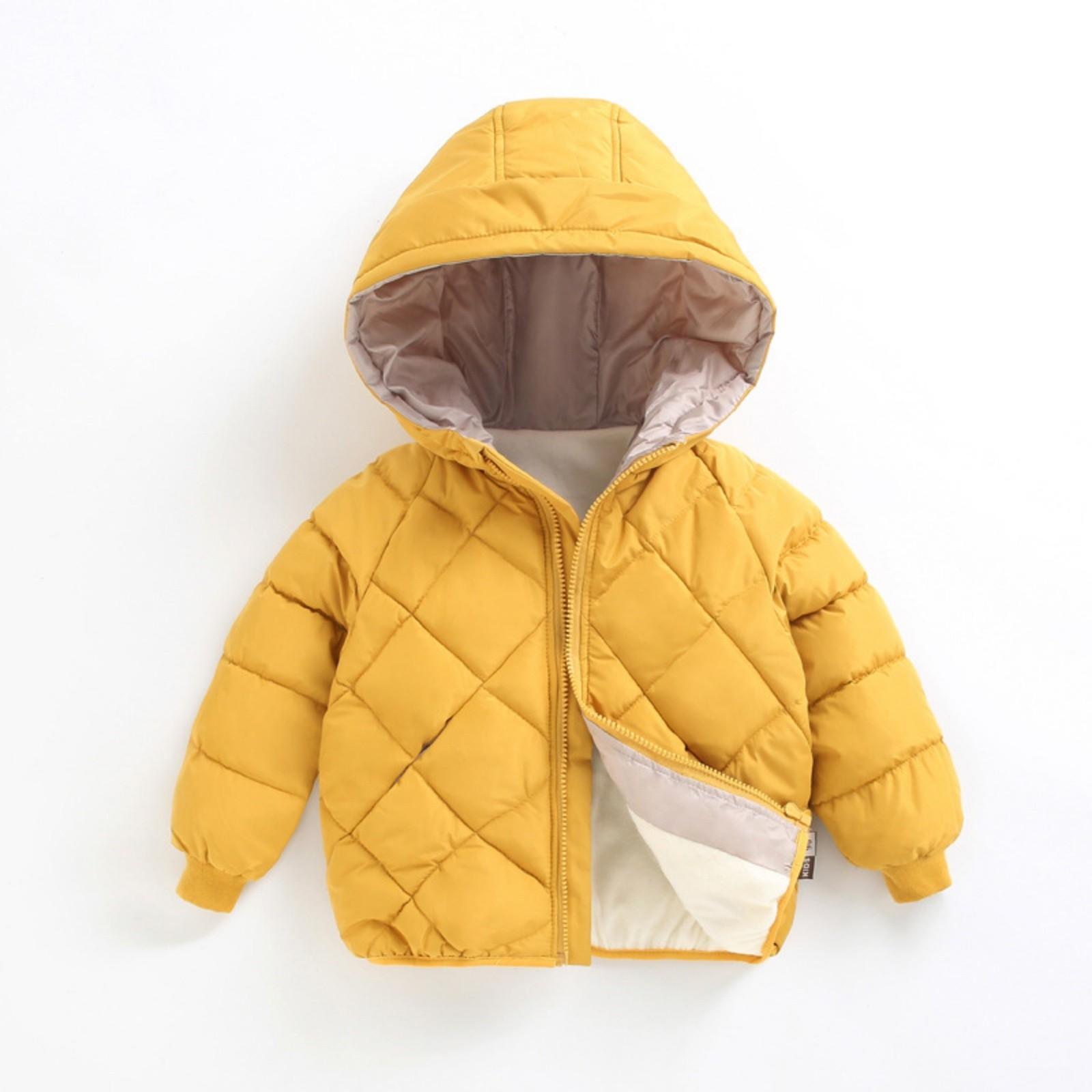 

Children Baby Winter Coat Down Cotton Padded Outerwear Warm Jacket for Toddler Kids with Hood and Button Closure Suitable for Cold Weather 130