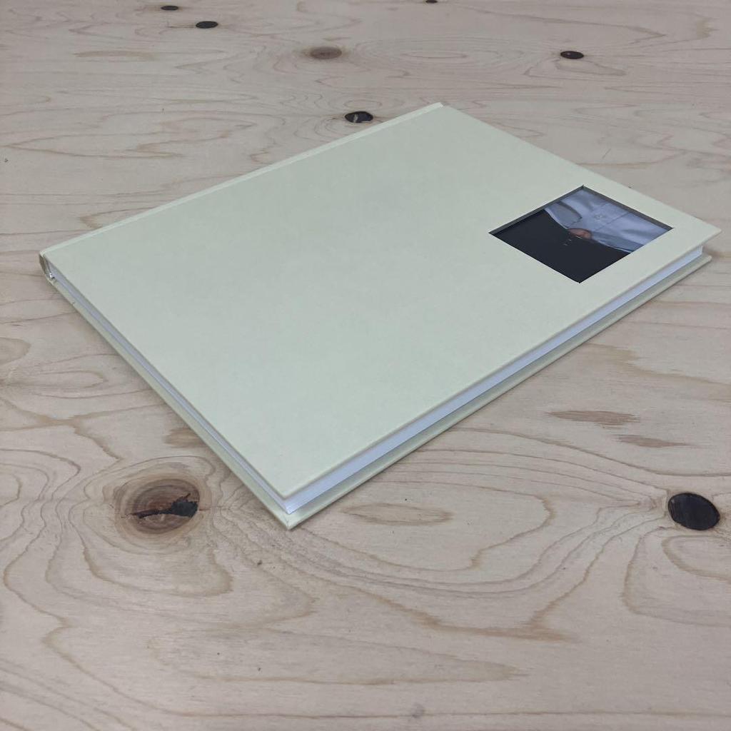 [USED] Yushi Li Works Baroness