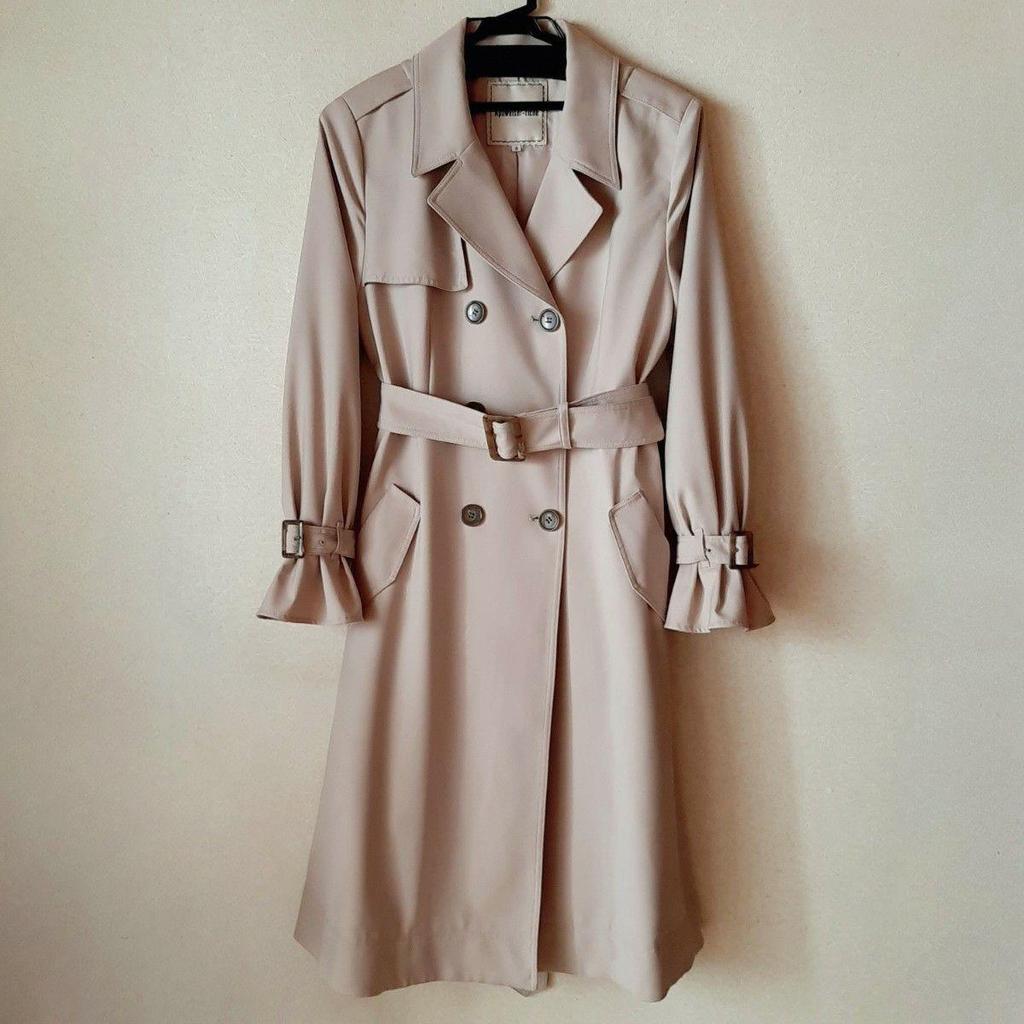 Used Arpege Story Limited Apuweiser-riche Pleated Trench Coat with Scarf, Beige