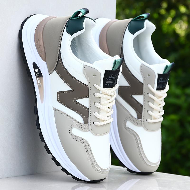 Winter velvet warm cotton shoes leather surface waterproof thickened sports shoes soft sole non-slip casual running shoes