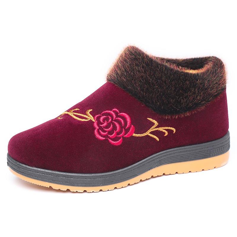 Old Beijing cloth shoes women's shoes winter elderly cotton shoes women's velvet warm elderly soft-soled grandmother cotton boots