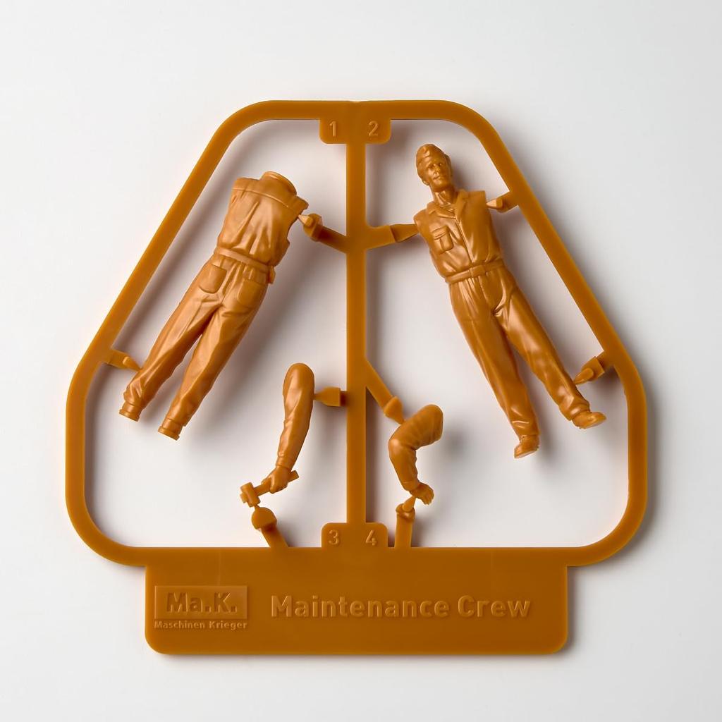 Kaiyodo ARTPLA Maschinen Krieger Kangool (Set of 2) & Maintenance Crew, 1/35 Scale Unpainted Plastic Model Kit AP045