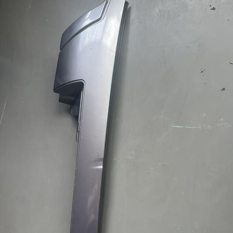 HOWO Light Truck Headlight Frame & Corner Protector Set