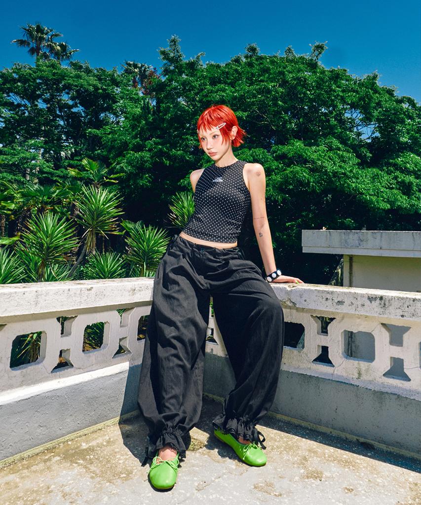 Haitaideupeulaengki Lace Hem Wide Pants Black