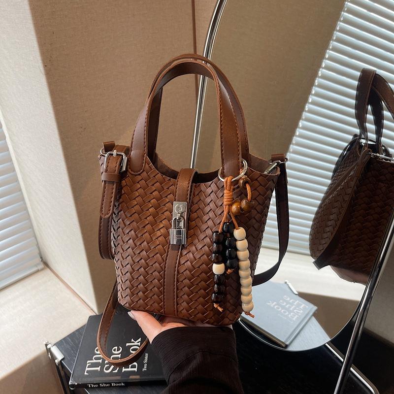 Premium sense woven pattern bag women's fashion versatile messenger bag handbag bucket bag