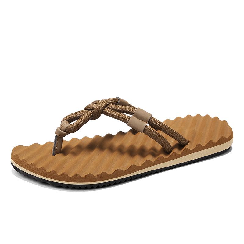 Flip-flops men's summer trend new outdoor casual outer wear pinch feet beach non-slip wear-resistant cool slippers men