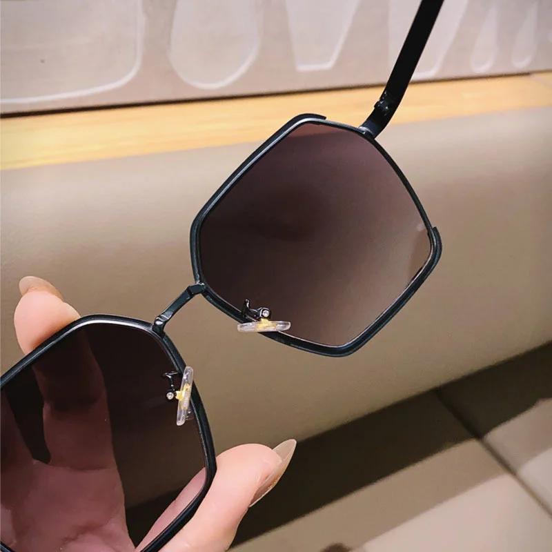 Women Square Sunglasses for Men Oversized White Tea Original Brand Design Sun Glasses Female Shades Travel Sunshade Gafas Dama