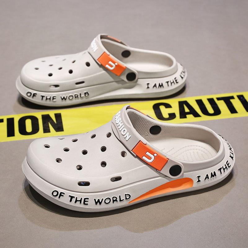 

Водитель, управляющий специальной обувью с отверстиями, мужчины носят две тапочки летом и носят новые нескользящие сандалии на толстой подошве 2024 года выпуска для мужчин 41 серый