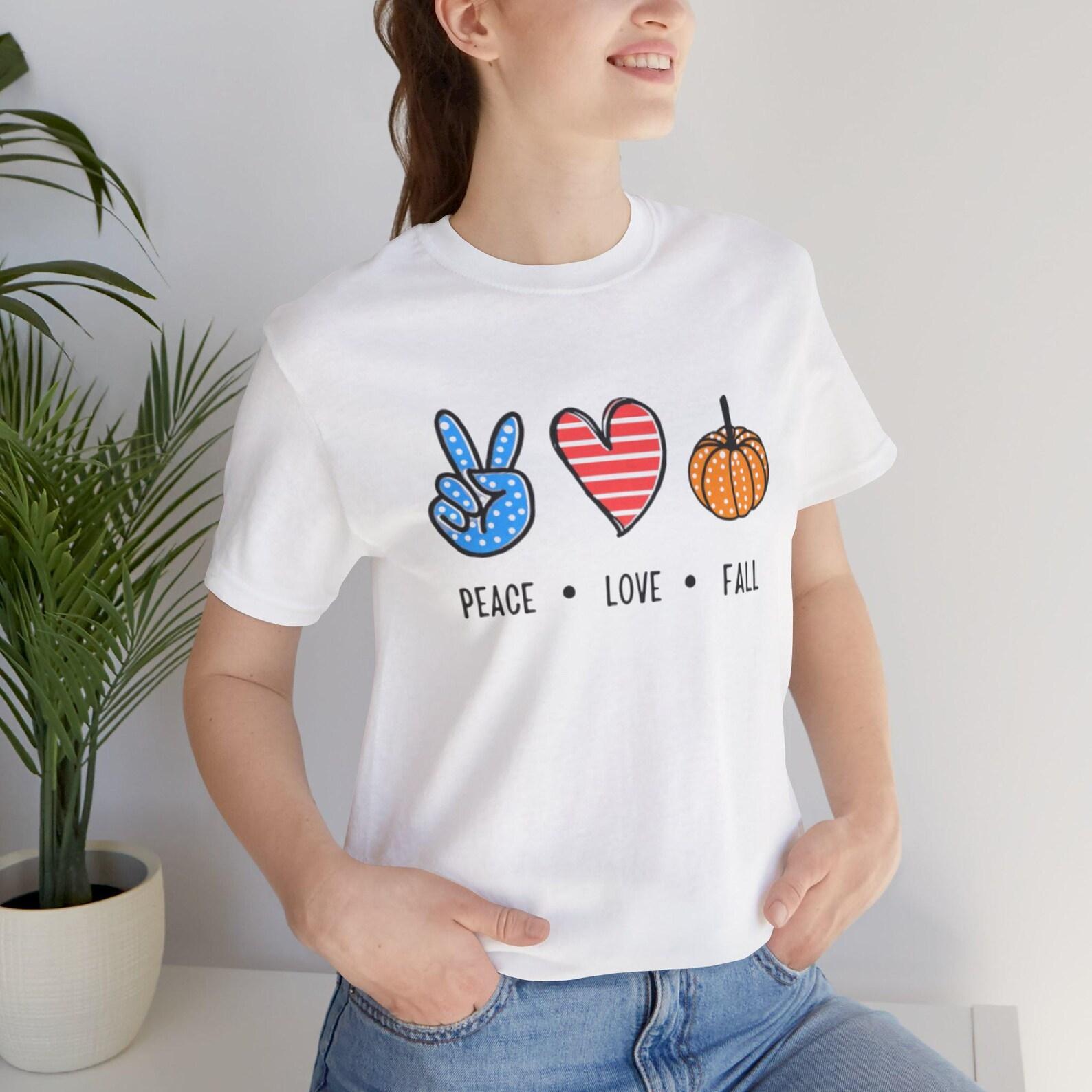 Peace Love Fall Cotton Tee: Cozy Autumn T-Shirt M