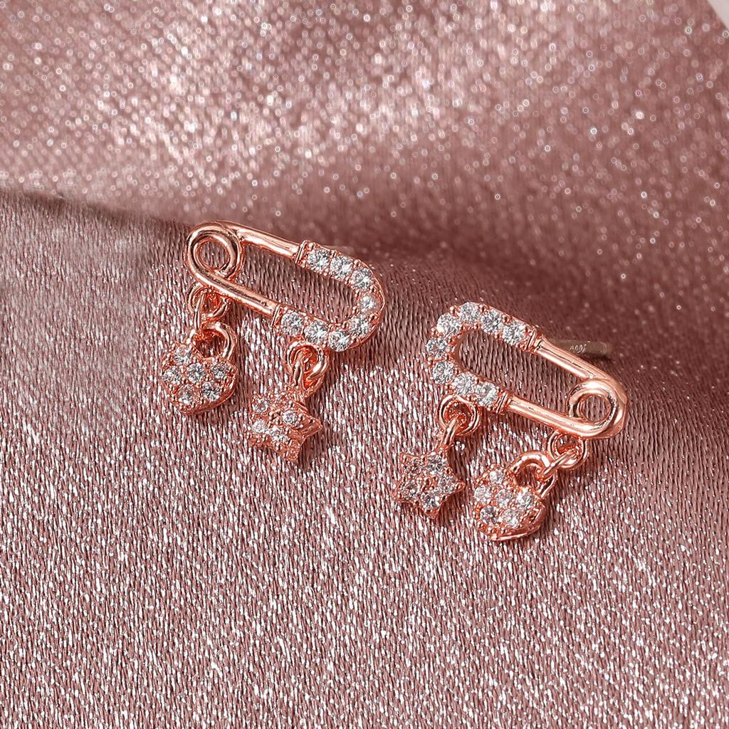 Korean version niche design micro-inlaid zircon geometric paperclip bracelet femininity simple high-end personalized jewelry