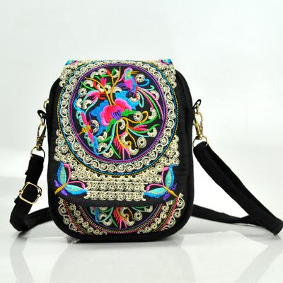 Travel Phone Purse National Canvas Shoulder Small Vintage Boho Ethnic Embroidery Bag for Women Travel Pouch Floral