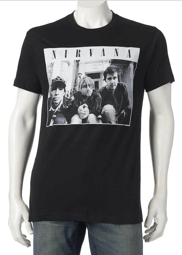 Nirvana Kurt Cobain Dave Grohl Group Photo T-shirt NWT Authentic Official S