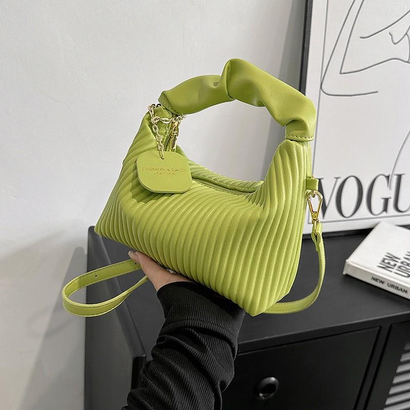 Retro Premium Matte Tragetasche für Damen, die gleiche tragbare Umhängetasche mit großem Fassungsvermögen für Pendler im Herbst und Winter