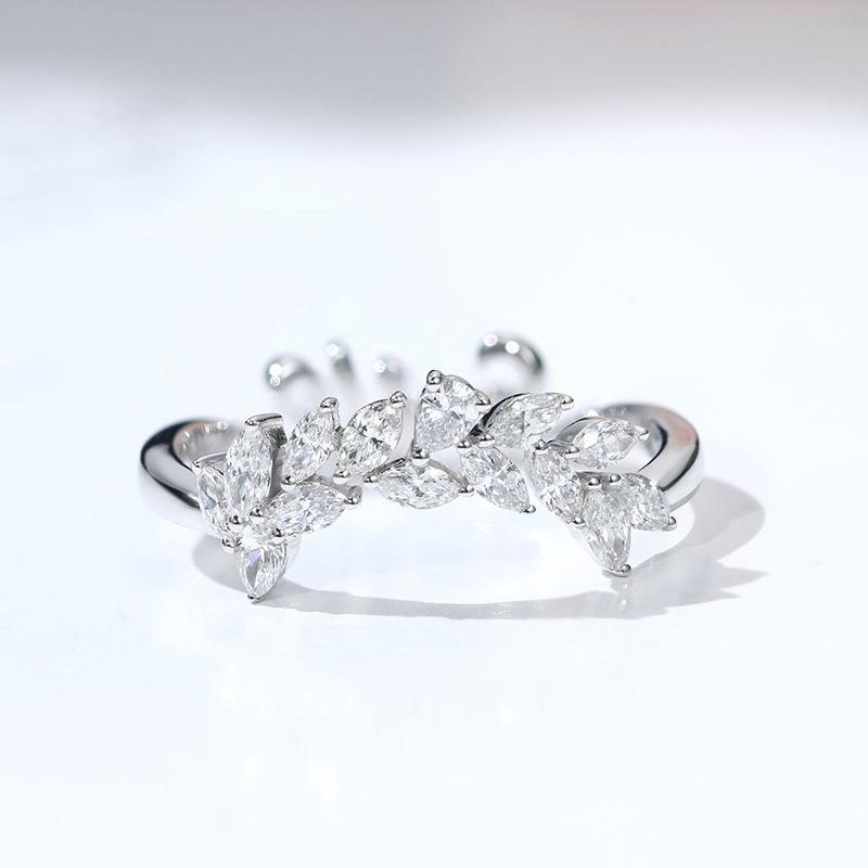 Japanese Light Luxury Ring 18K Gold Diamond Ring for Women Two Wear Smile Diamond Ring  Small Fresh Style