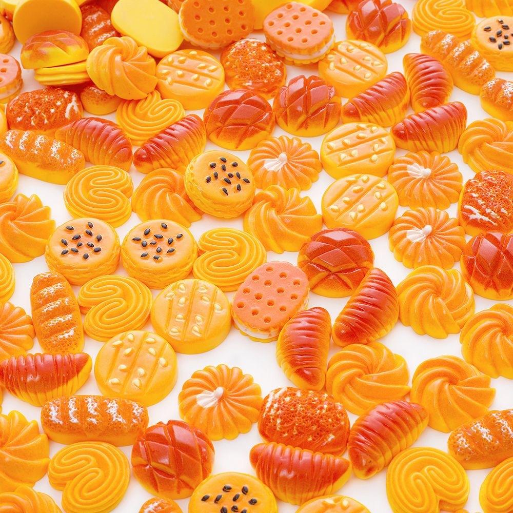 10pcs Mini Food Bread Miniature Dollhouse Decor Flatback Embellishments DIY Scrapbooking for Girls Hairpin Headband Gifts