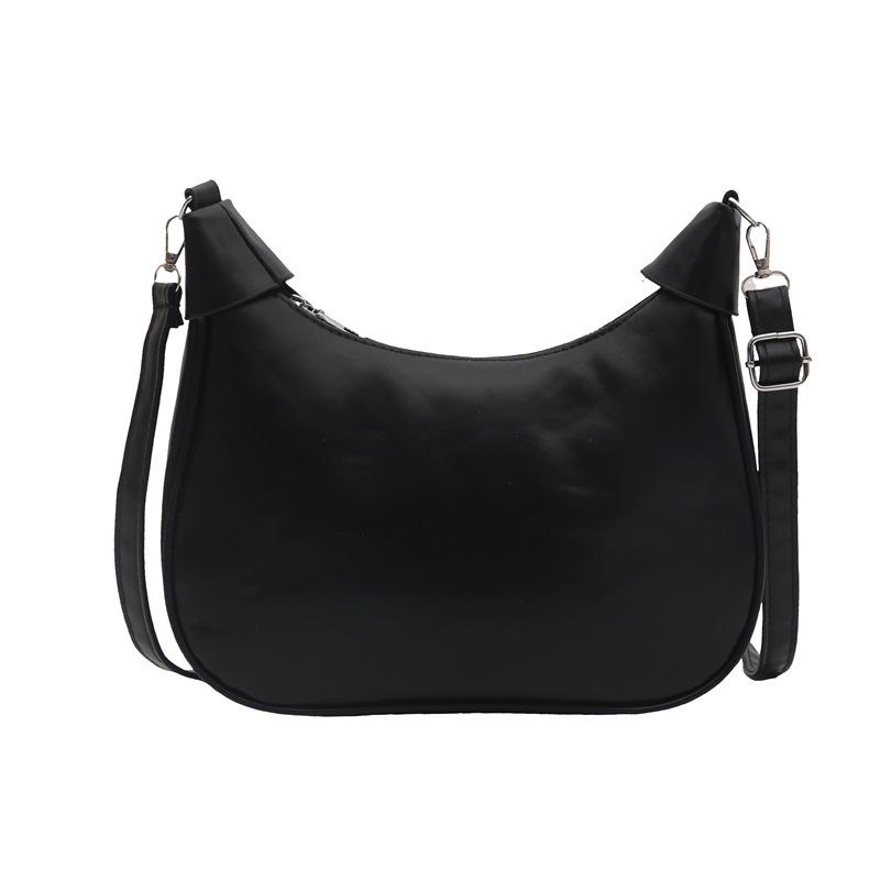 

New popular versatile underarm bag oil wax leather trend ins shoulder messenger bag autumn and winter new Korean women s bag чёрный