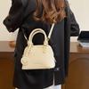 Wholesale Bag Women 2025 New Popular Foreign Style Niche Design Messenger Bag Versatile Portable Shell Bag