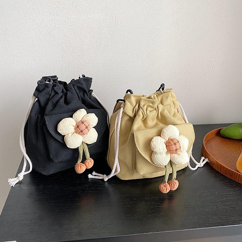 Cute Girl Crossbody Bag Casual Shoulder Bag Women Japanese Minimalist Drawstring Bucket Bag New Floral Design