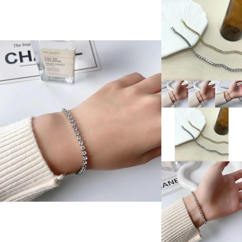 Geometrisches Hängearmband in Gold und Silber für Damen Moderner und raffinierter Look