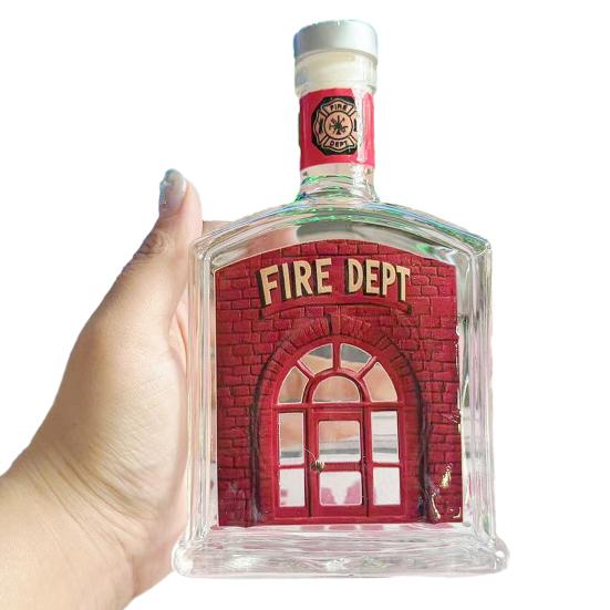 Firefighter Whiskey Decanter Fires Truck Shape Wine Bottle Hydrant Glass Bar