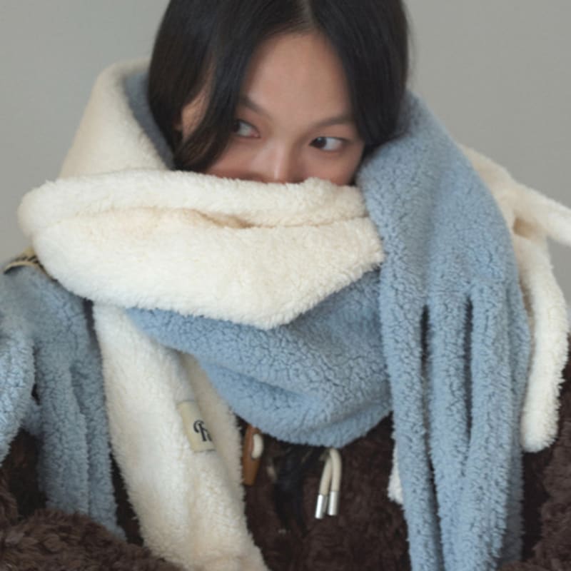 

FALLETT Bouclé Muffler Blue F