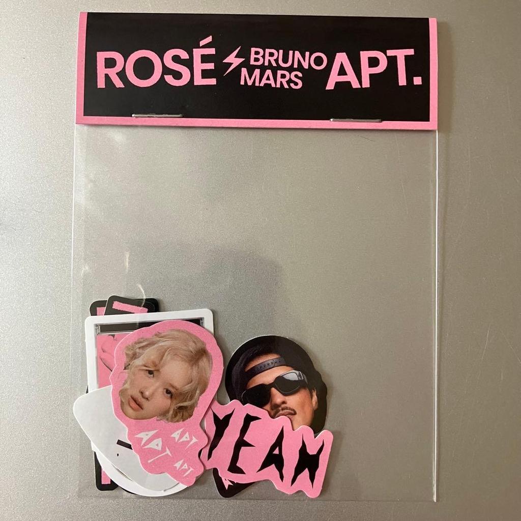 [USED] BLACKPINK ROSÉ APT. MD Sticker