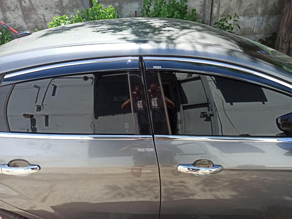 

Windshields with chrome (4 pcs, Niken) HB and Sedan for Ford Focus III 2011-2017