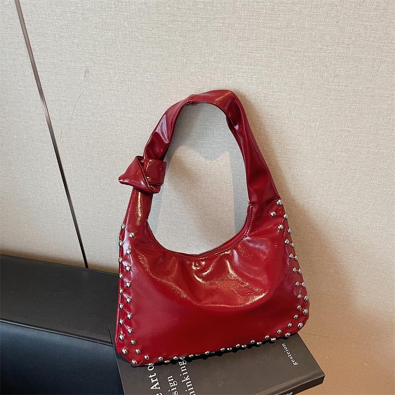 Sac Hobo en Cuir pour Femme Sac à Bandoulière Riveté avec Détail Nœud