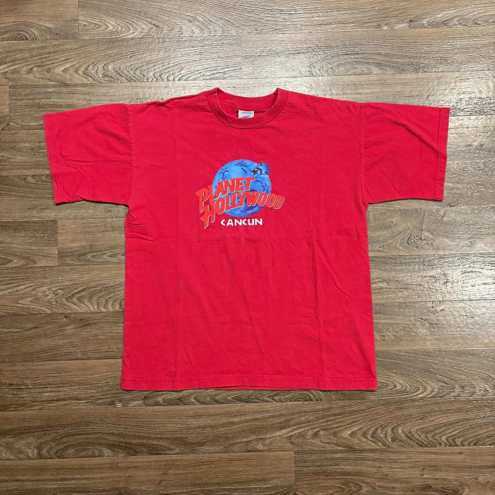 

Y2K / Vintage Planet Hollywood Cancun T-shirt Red Made in Mexico 100% Cotton XL 2XL