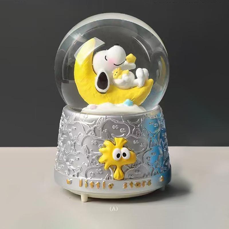 Astronaut Crystal Ball Music Box Ornament - Student Snow Globe Birthday Gift
