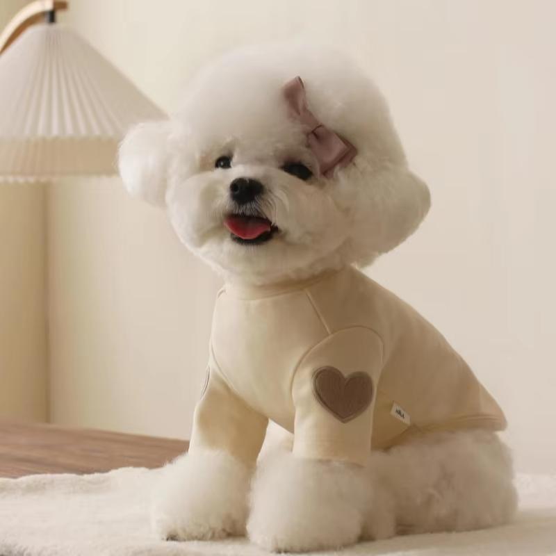 Autumn and Winter Puppy Clothes Warm Dog Vest French Love Chihuahua Outfits Yorkies Poodle Jacket Pug Teddy Coat Pet Hoodie