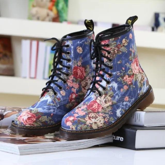 Moda Taglie Forti Autunno Bellissime Scarpe Floreali Donna con Lacci Stivali Bassi da Motociclista in Pelle di Mucca Stivali Bassi da Cowboy per Donna