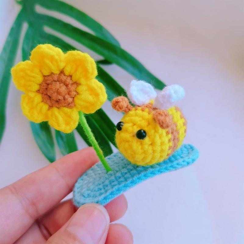 Artistic 3D Hand Crochet Baby Hair Accessory Soft Knitting Hairpin Lightweight Vibrant Color Headwear for Infants