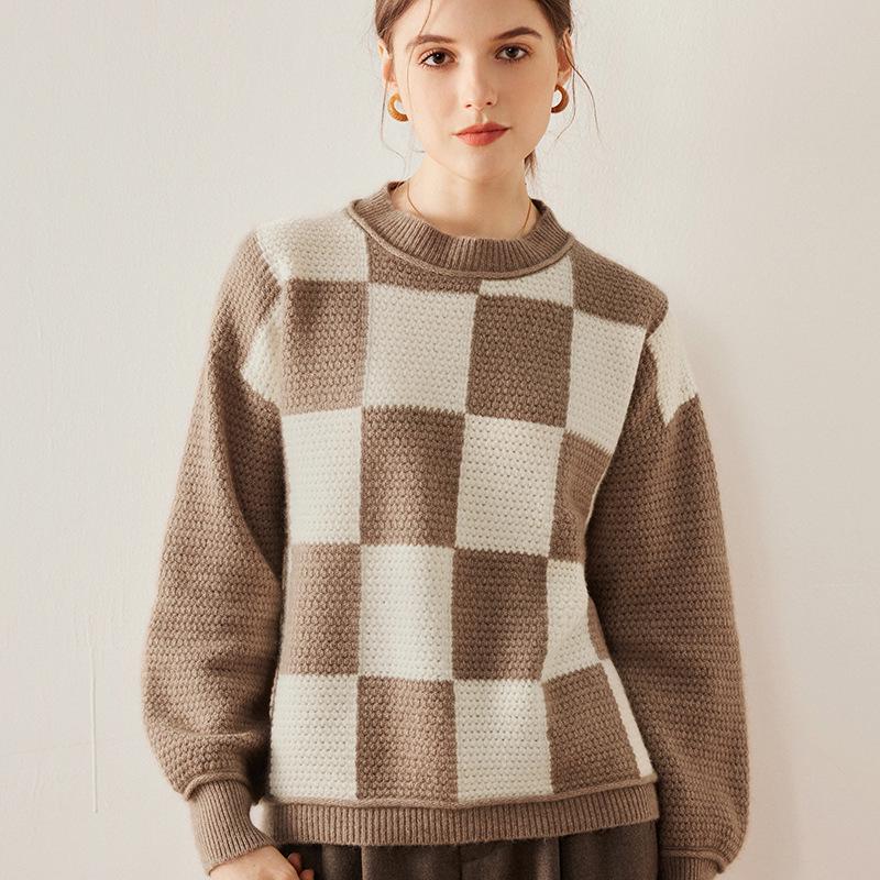 Women's Color-Block Cashmere Sweater: Round Neck, Drop Shoulder Pullover for Autumn/Winter - Thick, Loose, Casual Knitwear
