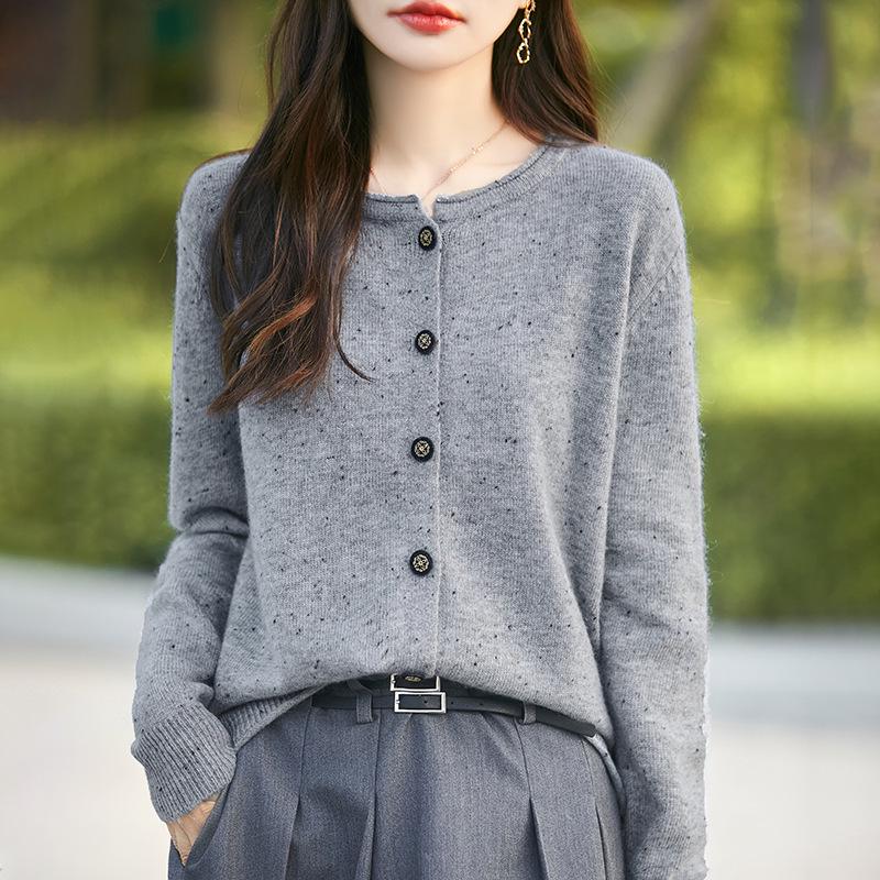 

Женский кардиган из мягкого трикотажа с круглым вырезом – Плотный, Свободный, Повседневный Пальто на пуговицах с длинным рукавом Medium