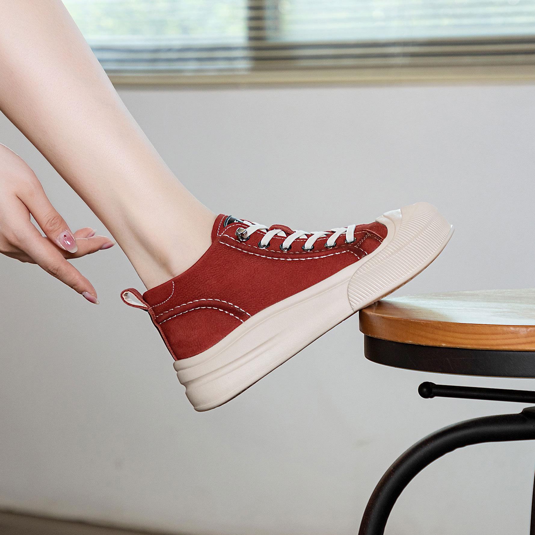 

Модные женские кроссовки из натуральной кожи GKTINOO, осенние, на толстой подошве, повседневные туфли на платформе, ботильоны, женские кеды с высоким верхом, вулканизированная обувь 250