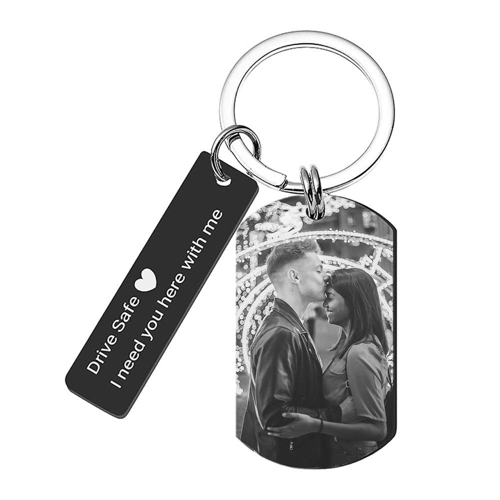 Personalisierbarer Edelstahl Anime Charakter Hundemarke Schlüsselanhänger - Laser graviertes Porträt Festival Geschenk