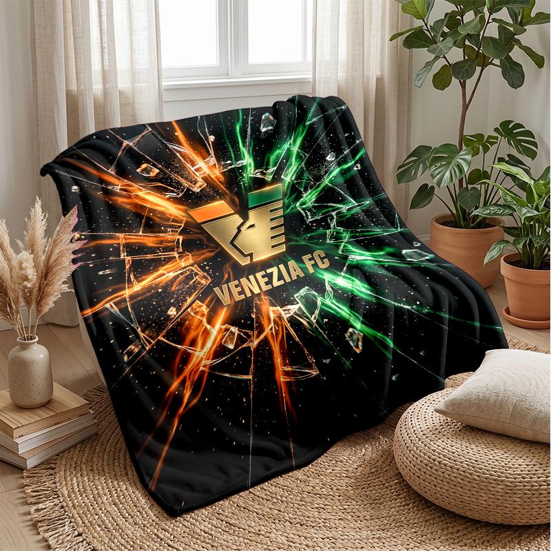 Venezia FC Football Print Flannel Blanket, Soft Warm Lightweight Throw Blanket for Sofa Bed Camping