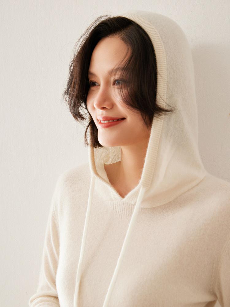Women's Hooded Cashmere Sweater: Loose Knitwear Top for Autumn/Winter