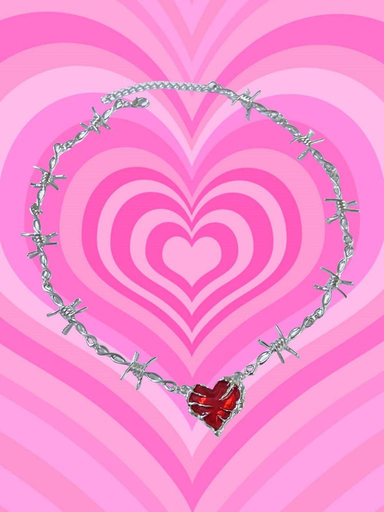 Y2K Dark Twist Heart Thorns Necklace