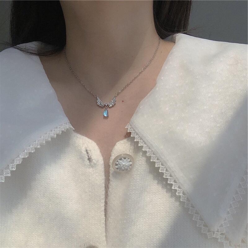 New Angel Wings Necklace Simple Niche Design Necklace Women's Moonstone Beautiful Clavicle Chain